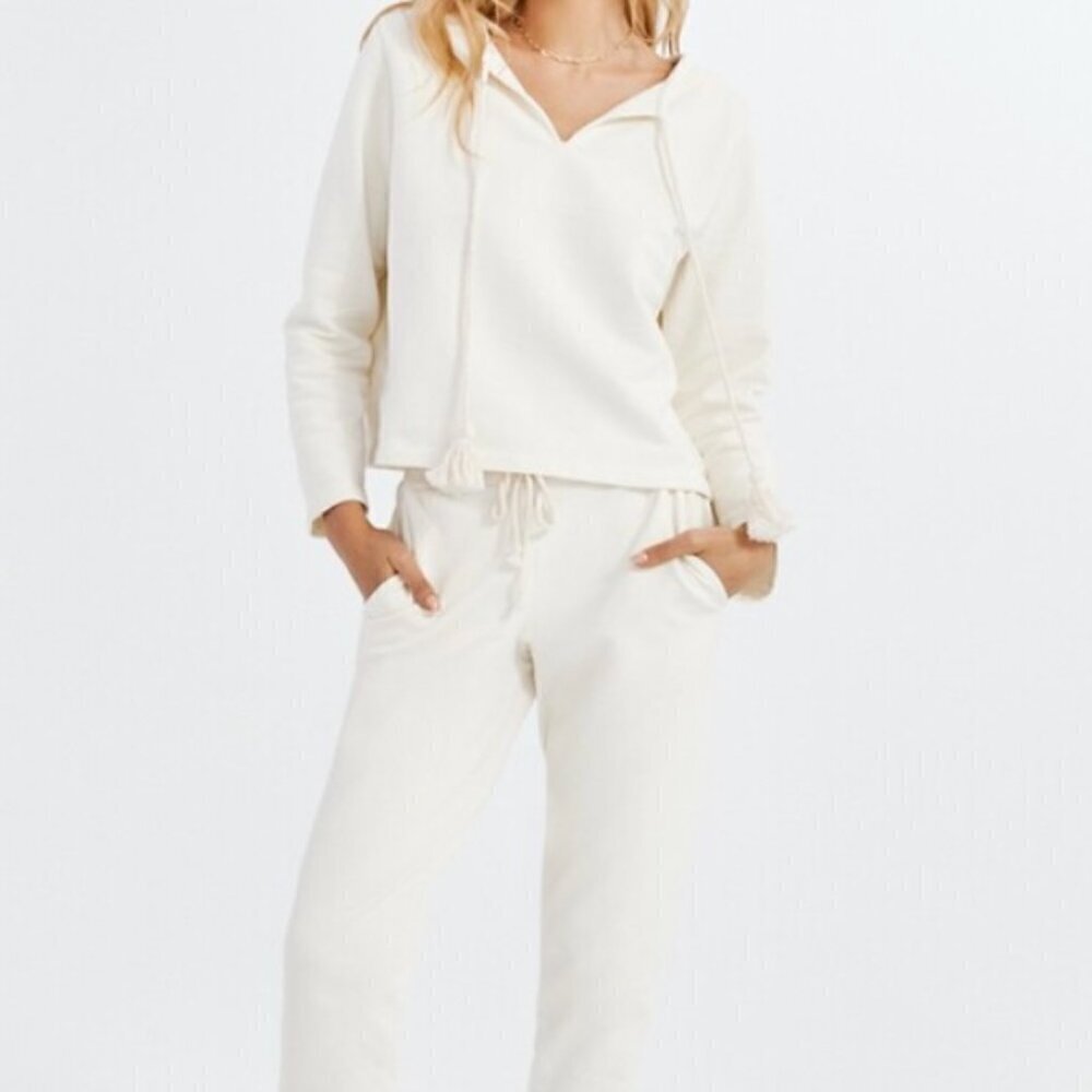 Something Navy Tassel Tie Sweatshirt Split Neck Beige Cotton Women's L - Picture 1 of 8